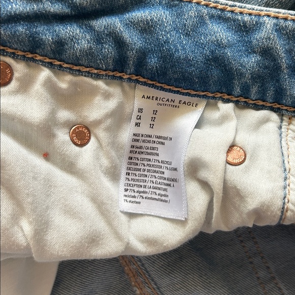 American Eagle Low-rise baggy shorts size 12 - Picture 4 of 5